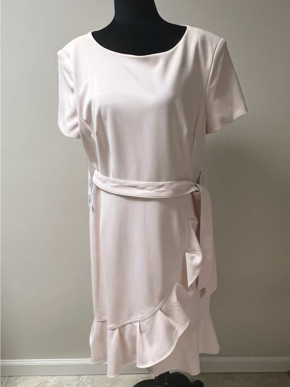 Calvin Klein Pale Pink Ruffle-Hem Belted Short Sleeve Dress